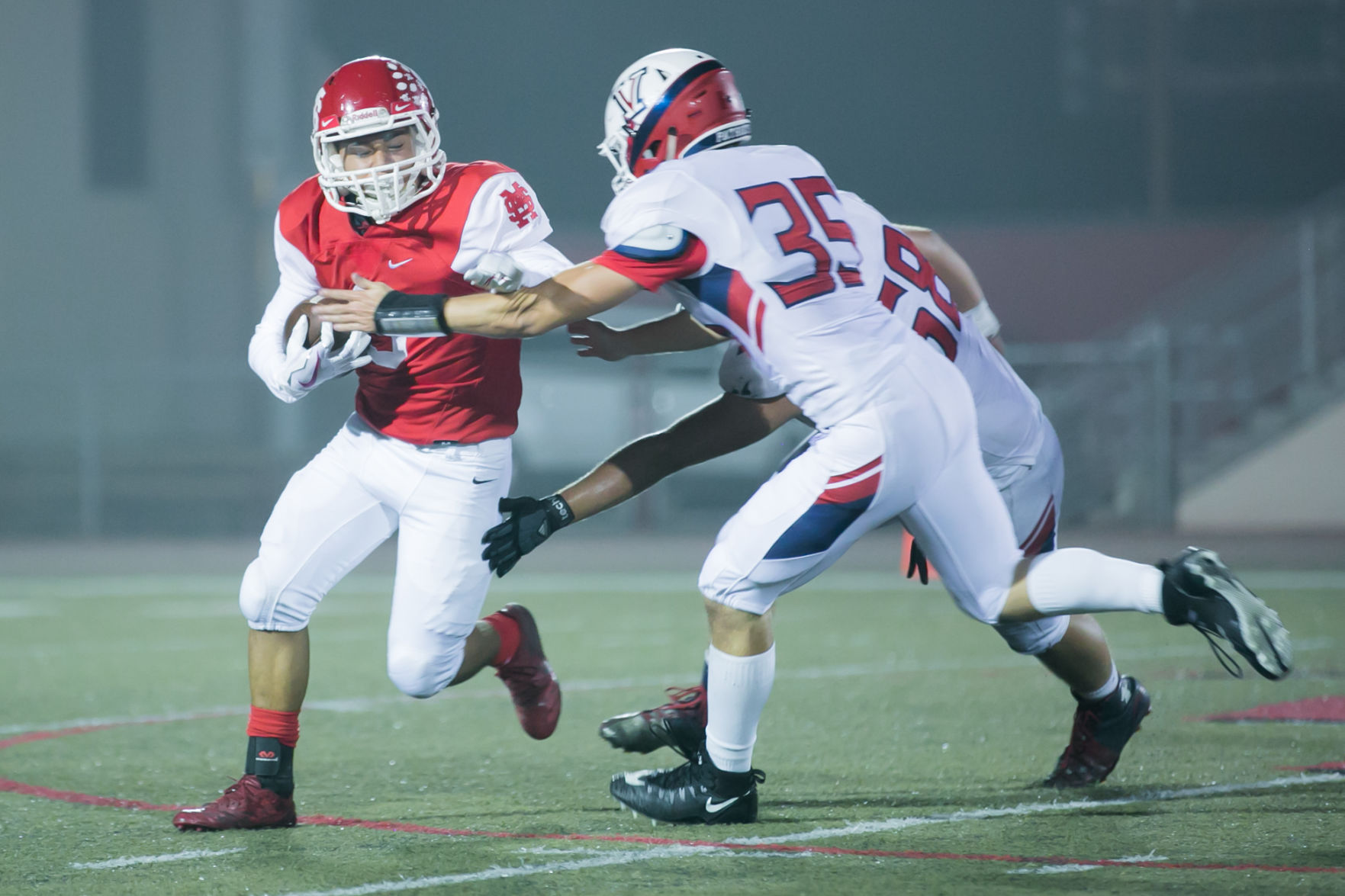 102717 Santa Maria Calabasas Football 003.jpg